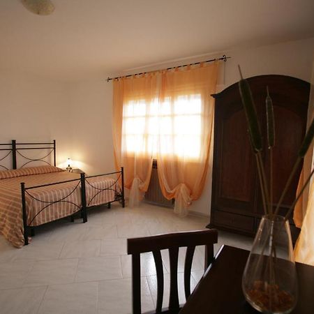 Bed And Breakfast Casagalez Santa Domenica  Room photo